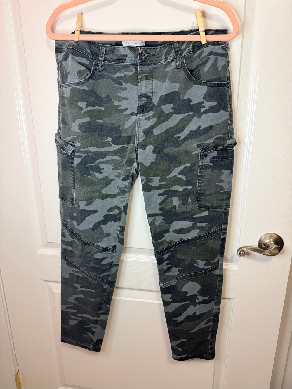 Vanilla Star Camo Skinny Cargo Jeans - Olive/Gray
